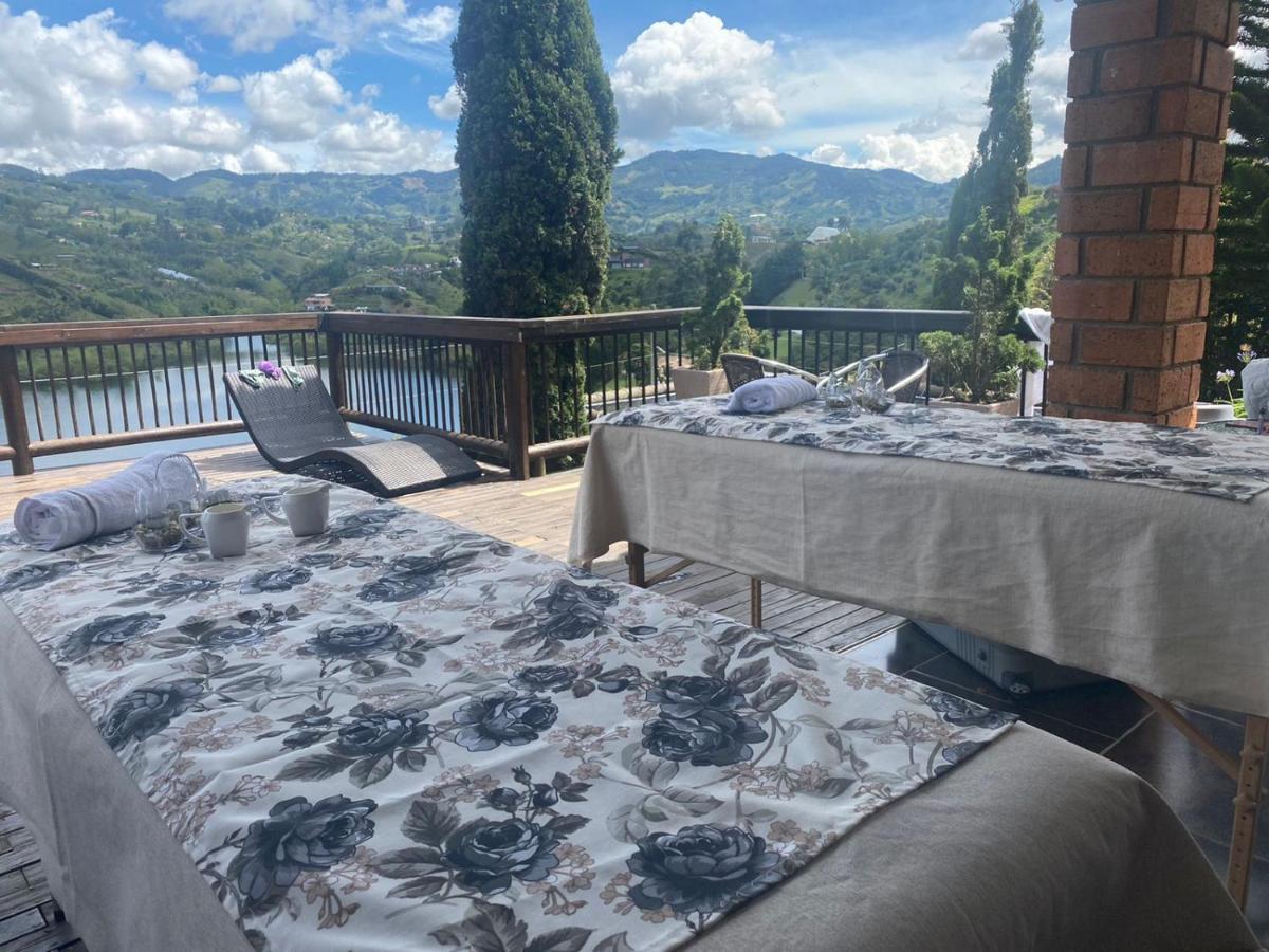 Vila Casa Campestre Montecarlo Guatape- Desayuno A Pareja Exteriér fotografie