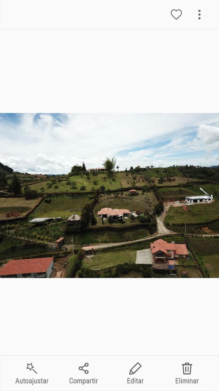 Vila Casa Campestre Montecarlo Guatape- Desayuno A Pareja Exteriér fotografie